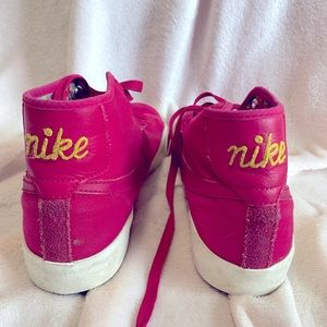 Nike SB Blazer Mid Court Skate Shoe size 6.5